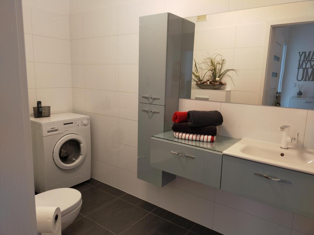 Apartament-Sweet Night Lubin  Bagian luar foto